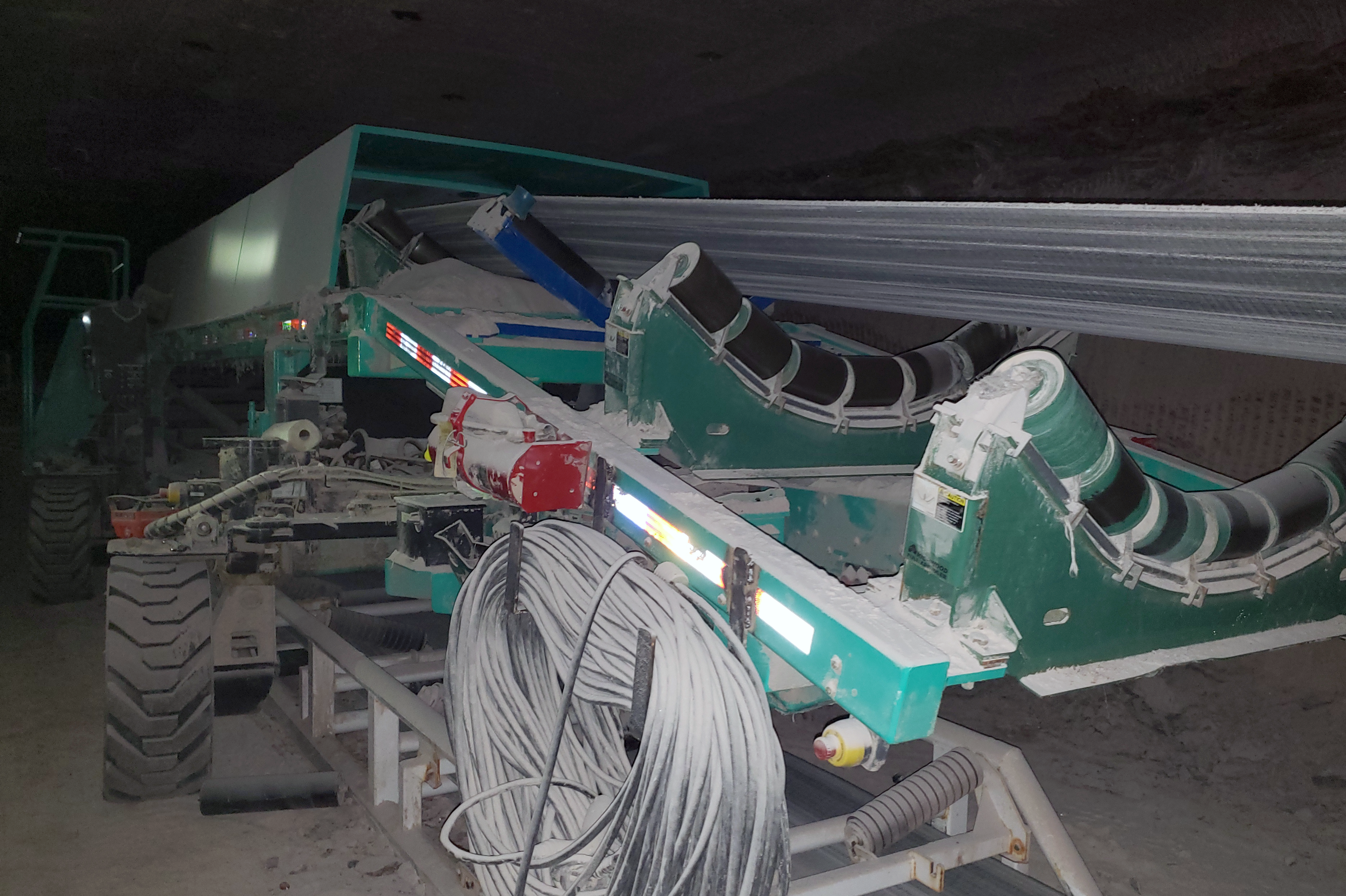 Prairie Machine Belt Installation Cart